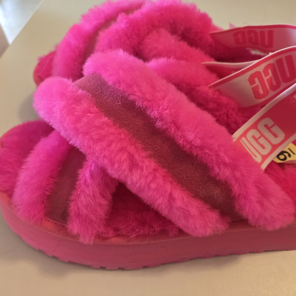 UGG Pink Fluffy Sandals